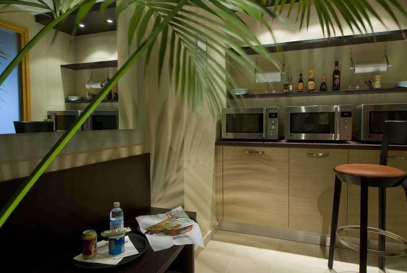 Hilton Garden Inn Rome Airport Φιουμιτσίνο Εστιατόριο φωτογραφία