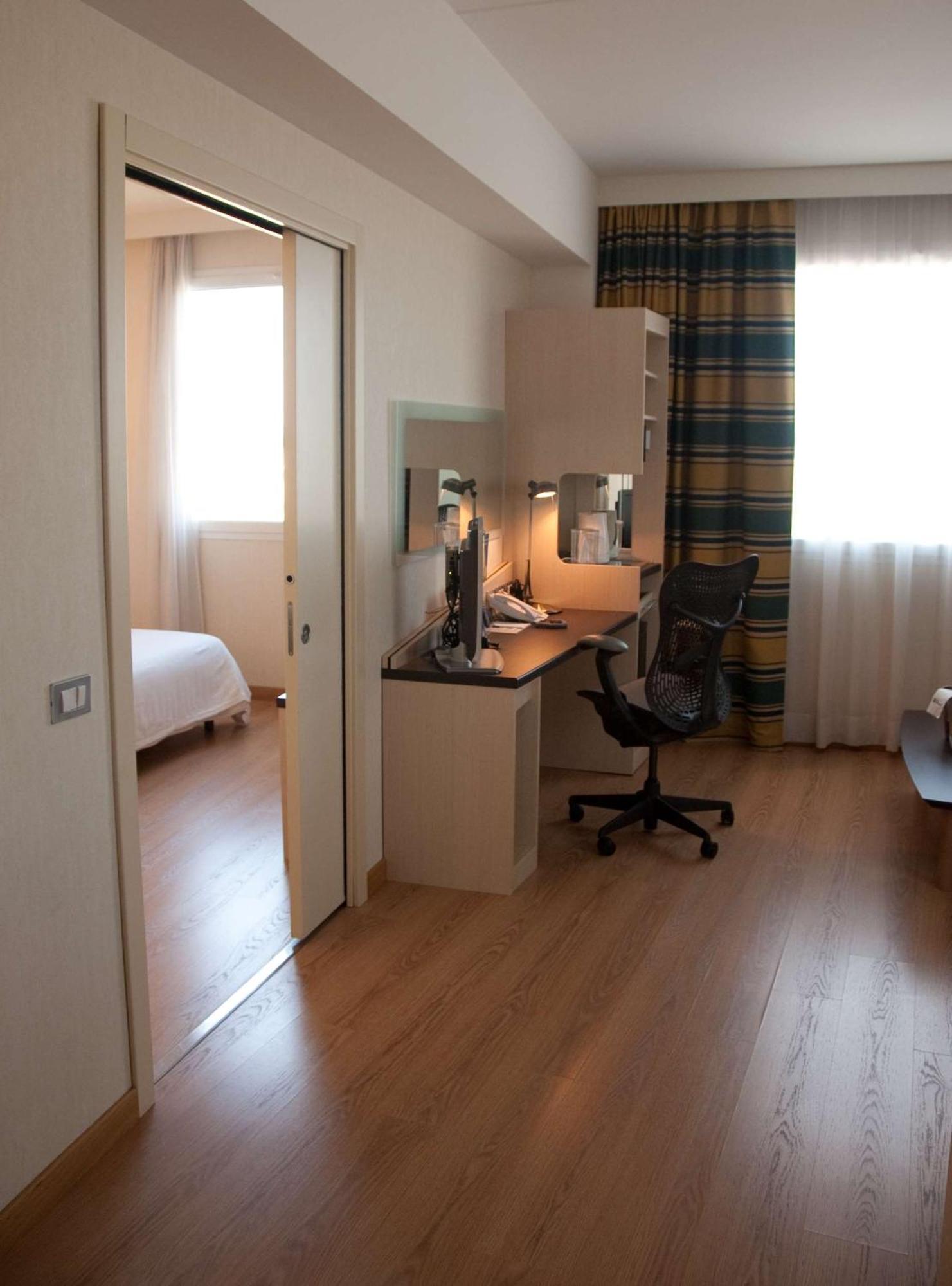 Hilton Garden Inn Rome Airport Φιουμιτσίνο Εξωτερικό φωτογραφία