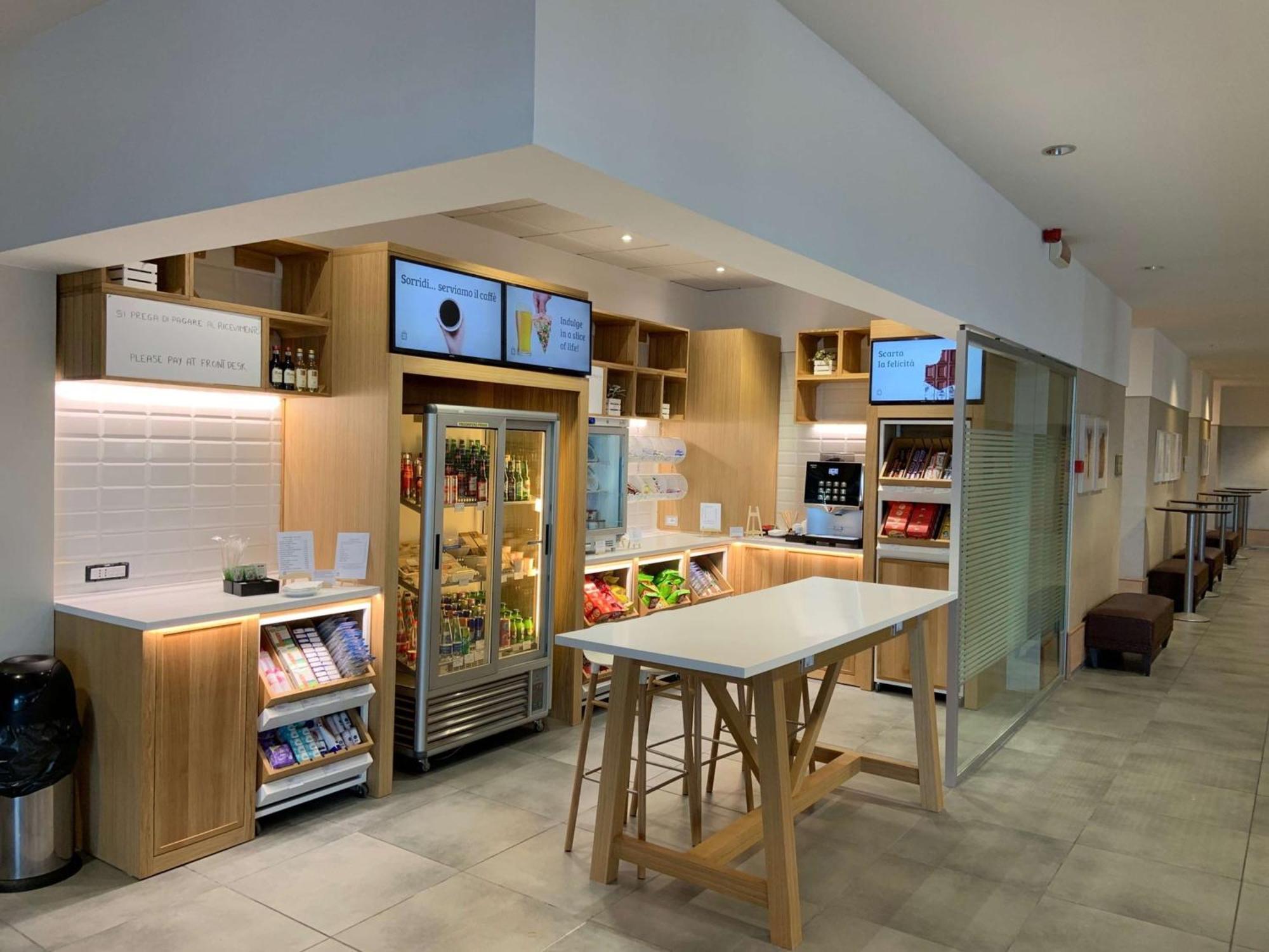 Hilton Garden Inn Rome Airport Φιουμιτσίνο Εξωτερικό φωτογραφία