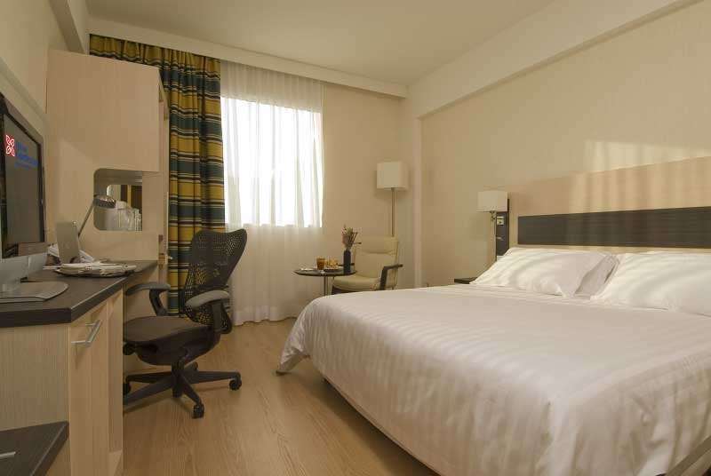 Hilton Garden Inn Rome Airport Φιουμιτσίνο Δωμάτιο φωτογραφία